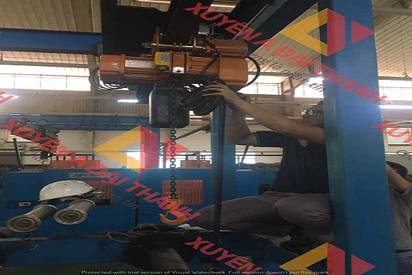 palang xích điện tại công trường