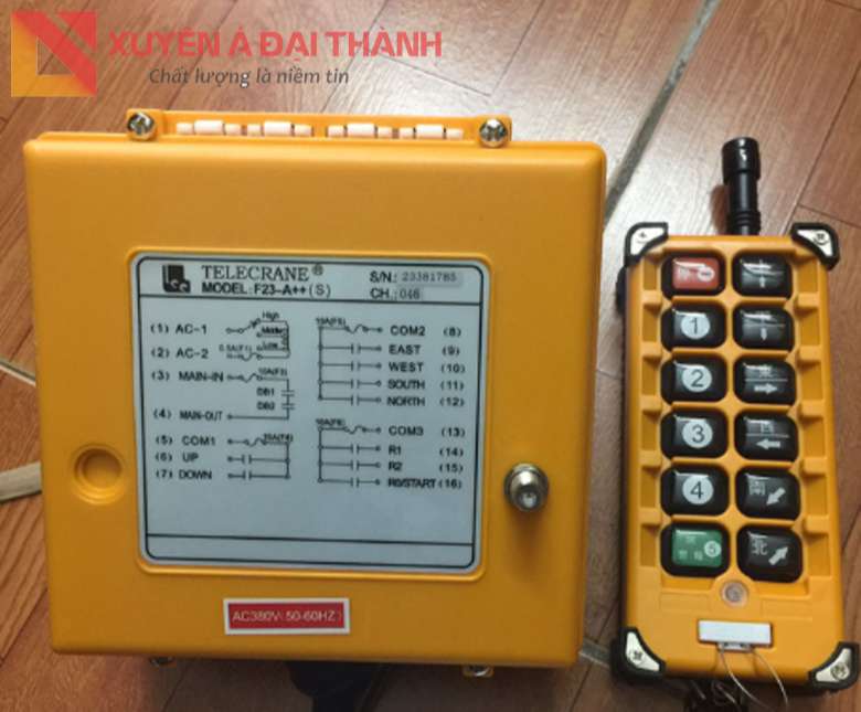 bo-dieu-khien-co-day-12-nut-telecrane-f23-a++