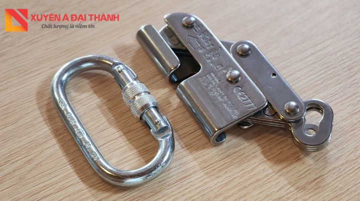 khóa trượt chống rơi