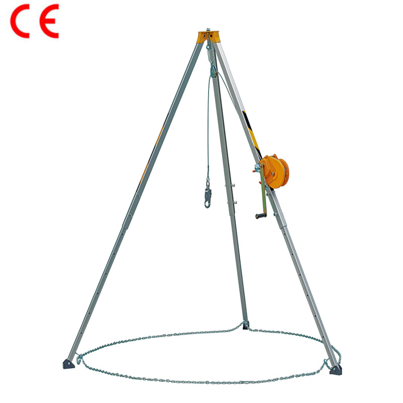 Tời cứu hộ 3 chân Adela RT-250 sử dùng cùng tời quay tay