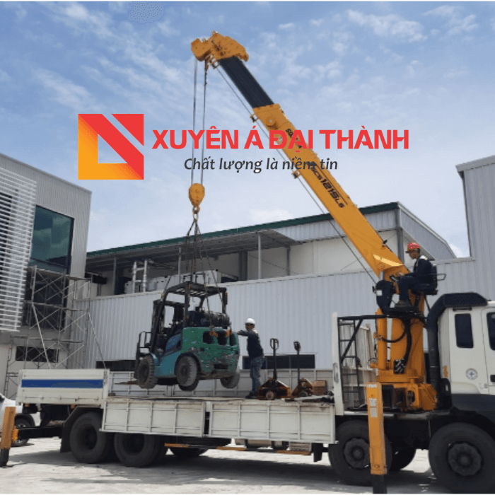 Sling cáp cẩu hàng 4 chân kết hợp cần cẩu để nâng và di chuyển vật