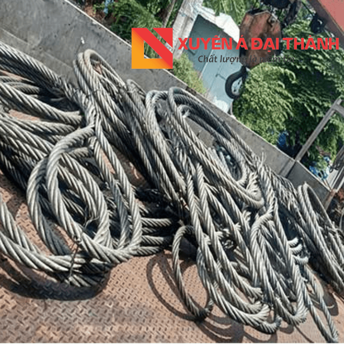 Cáp thép chầu bấm chì mắt mềm