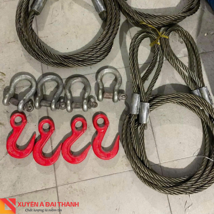 Sling cáp thép kẹp chì và các thiết bị kết nối: ma ní, móc cẩu