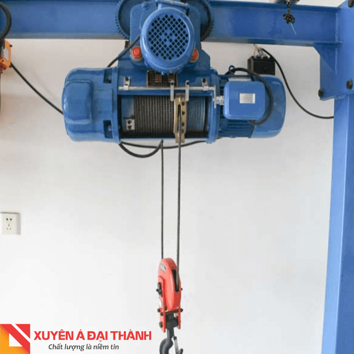 cáp thép lõi đay được lắp đặt trong pa lăng làm dây cáp
