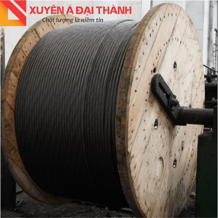 Cáp thép cẩu hàng phi 20