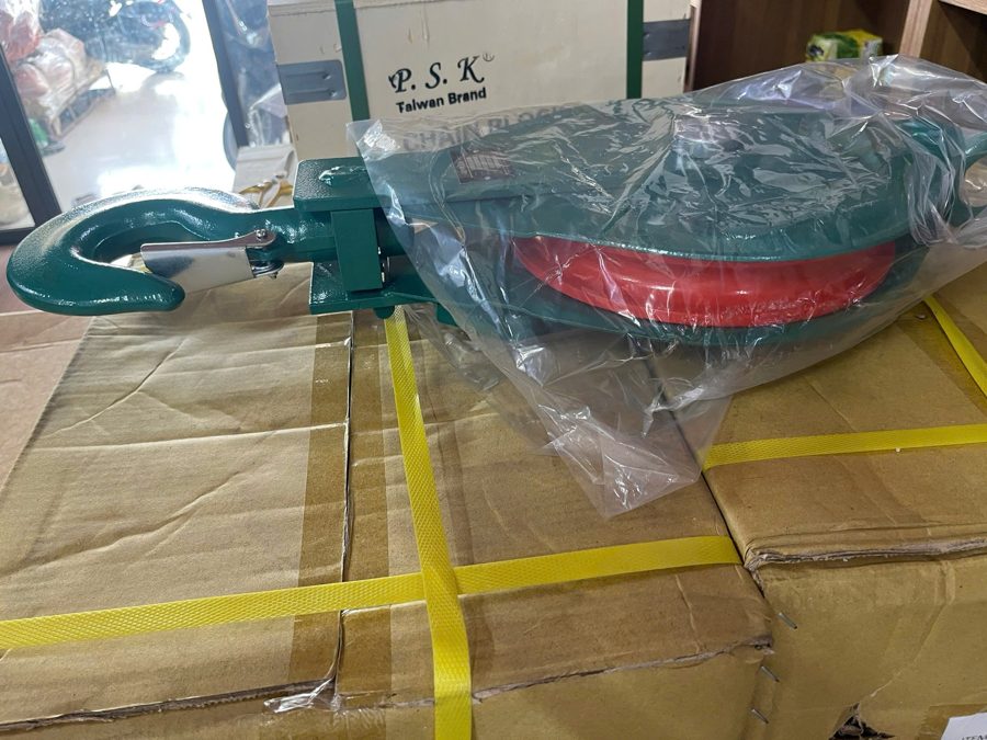 Ròng rọc 5 tấn 2 rãnh thực tế tại kho