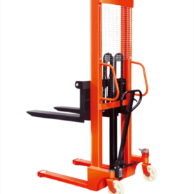 Xe nâng tay cao nhập khẩu chính hãng TOYO
